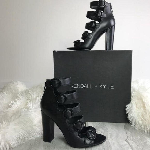 Kendall and Kylie Shoes - Kendall And Kylie Evie Black Pump